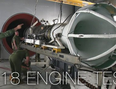 Βίντεο: Δοκιμές μηχανών F-18 από Αμερικανούς Πεζοναύτες